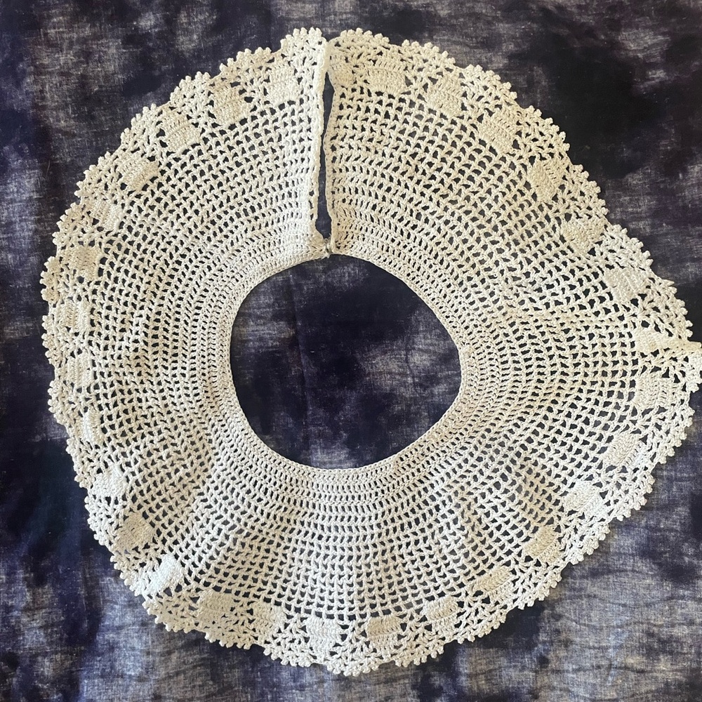 Handcrafted knit collar- perfectt